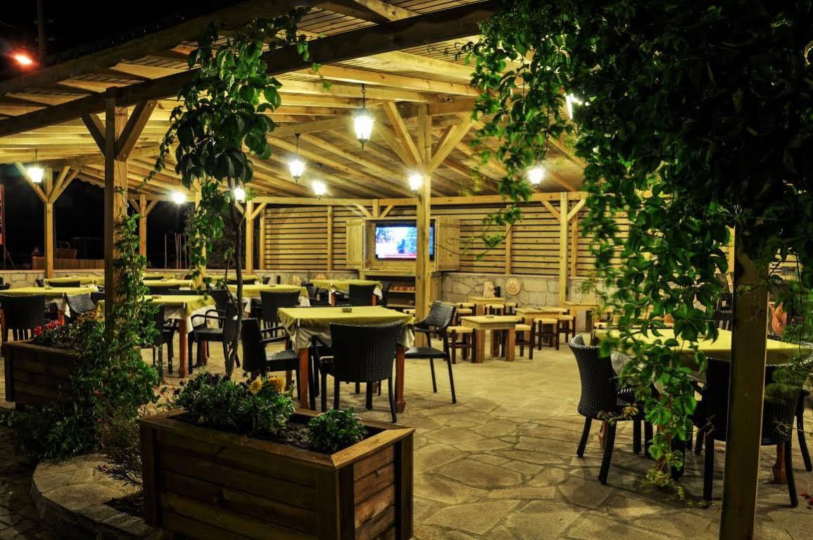 Assos Park Hotel Exterior photo
