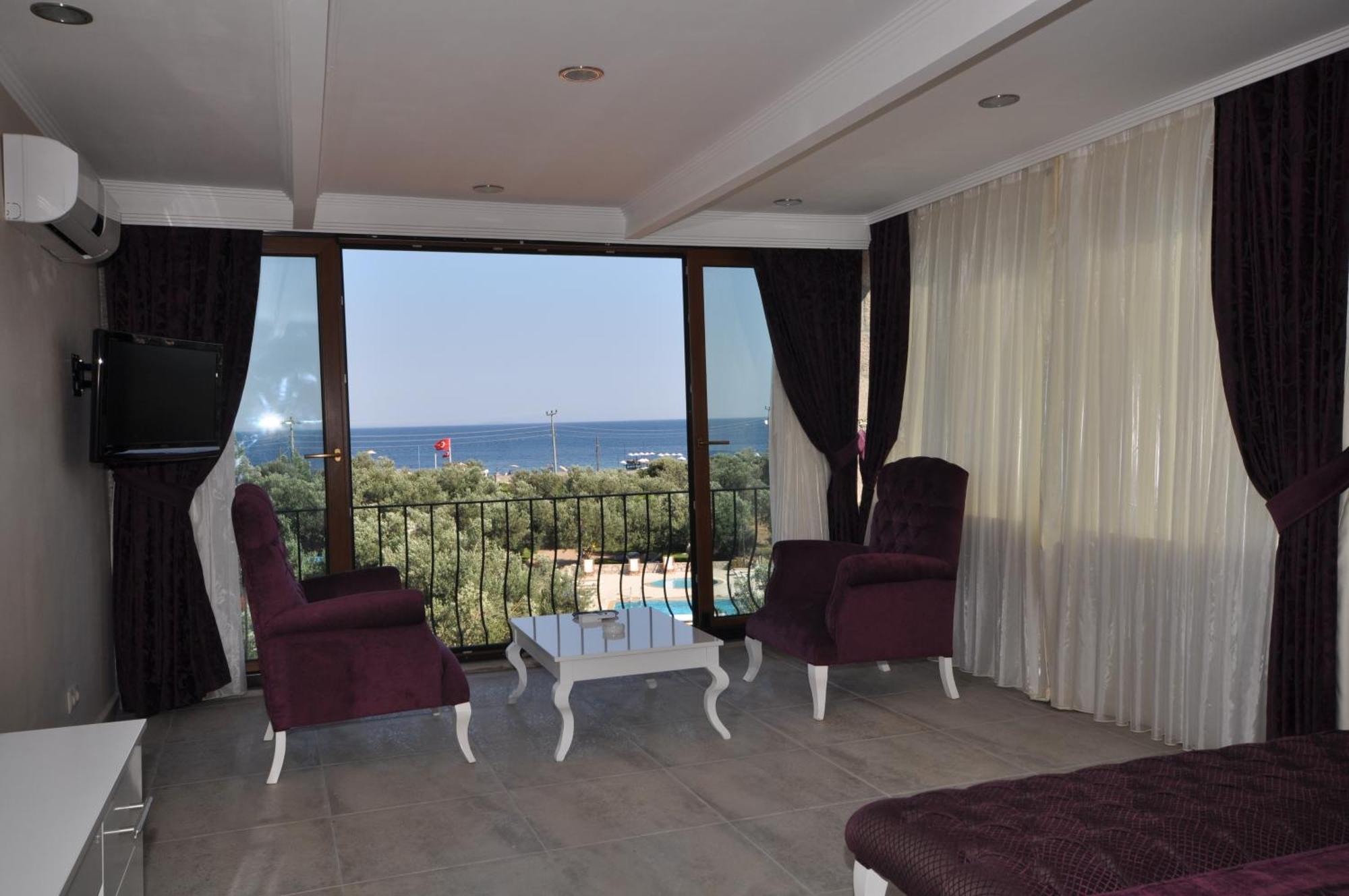 Assos Park Hotel Exterior photo