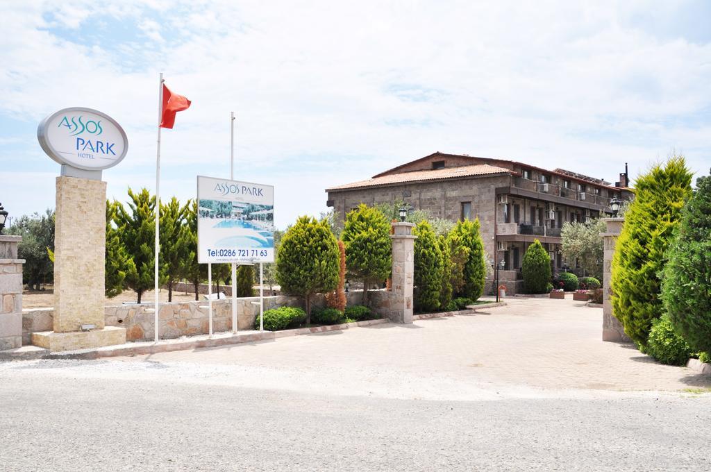 Assos Park Hotel Exterior photo